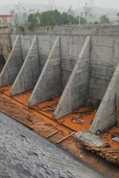 开封鼓楼区锚杆式挡土墙
